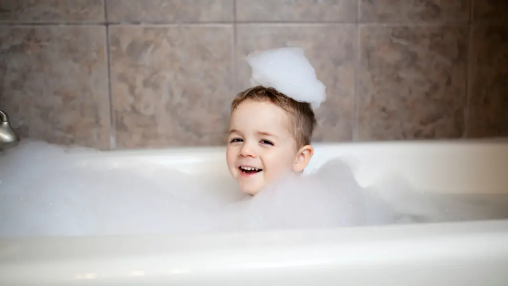 How To Bathe Your Autistic Child Easily 🛁 [13 Tips]